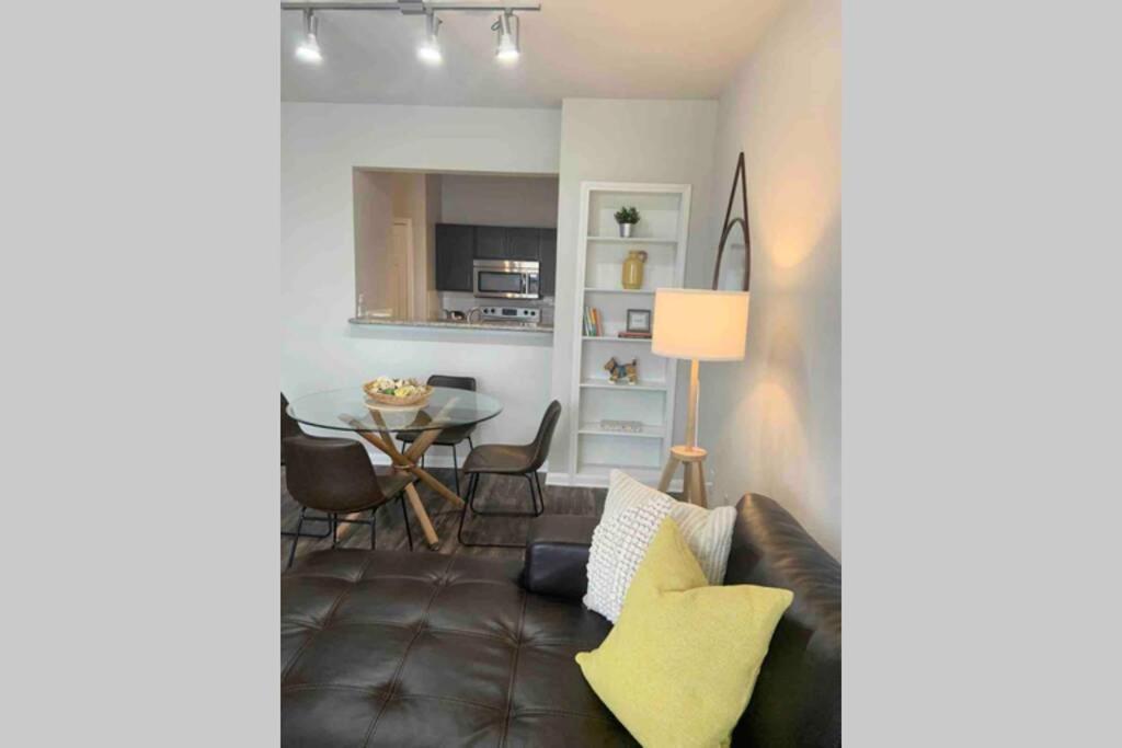 Newly Furnished 1Br Apartment W/ Hermann Park View Houston Eksteriør billede