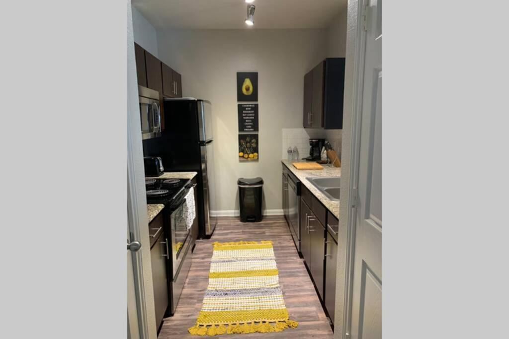 Newly Furnished 1Br Apartment W/ Hermann Park View Houston Eksteriør billede