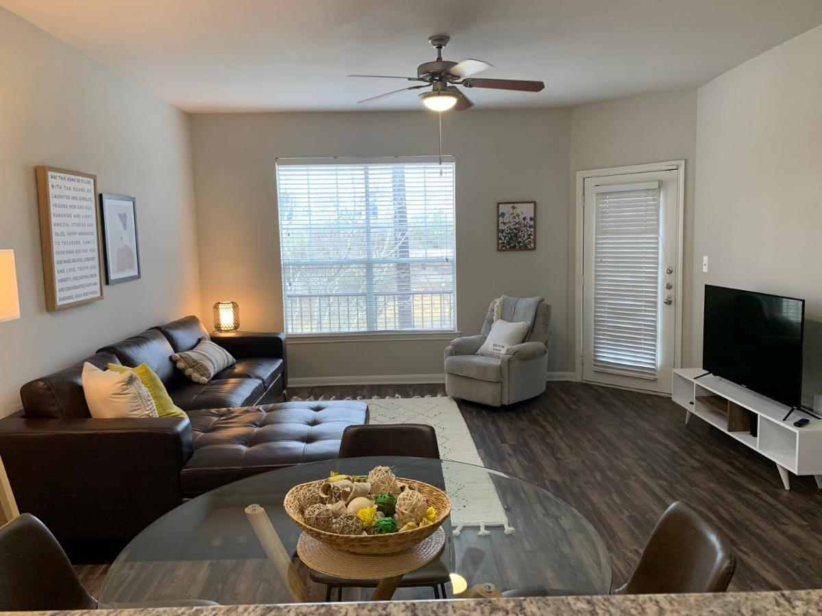 Newly Furnished 1Br Apartment W/ Hermann Park View Houston Eksteriør billede
